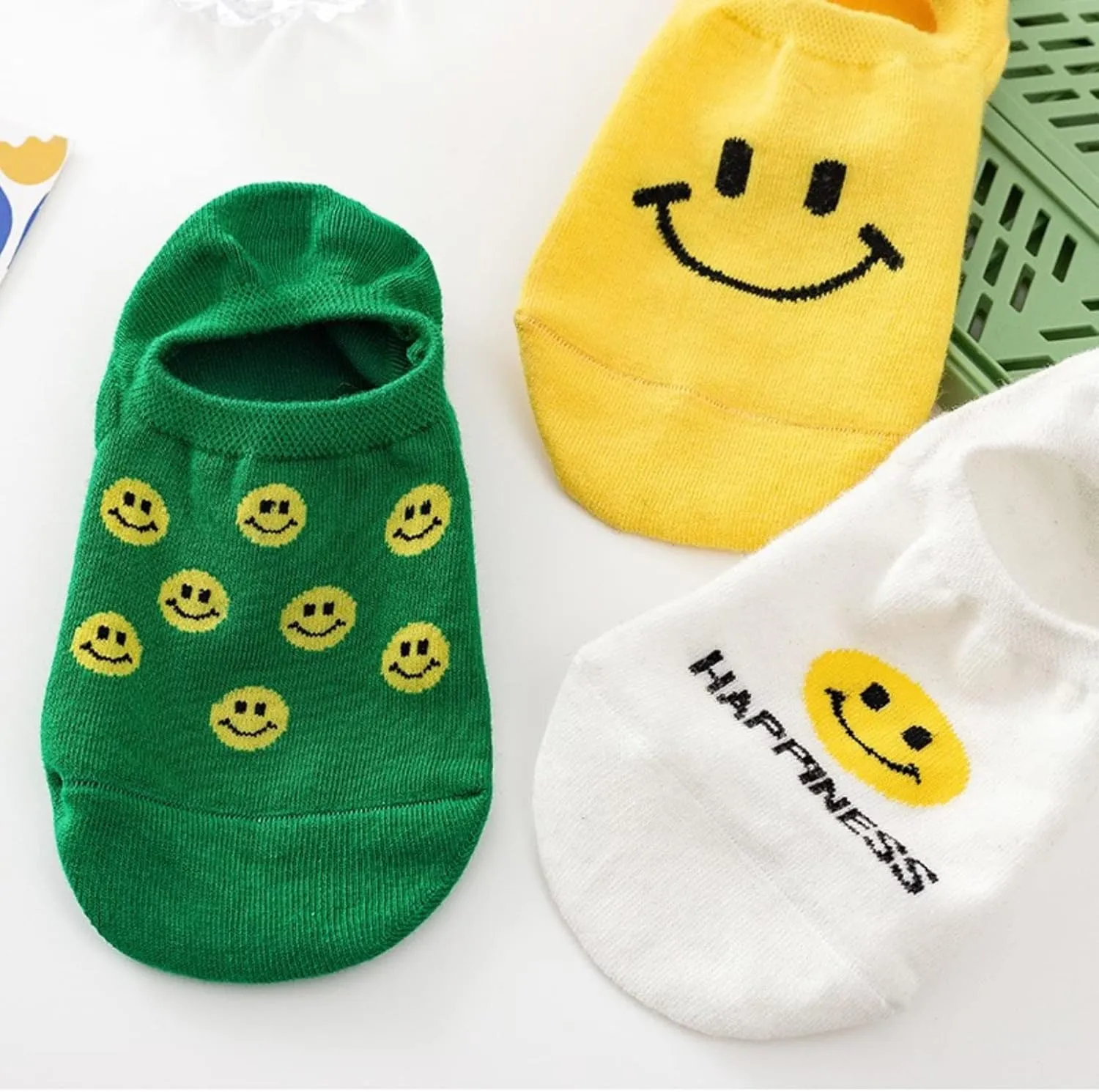 Kawaii Women No Show Socks with Smiley Face Non Slip Cushioned Invisible Liner Low Cut Socks 5 Pairs
