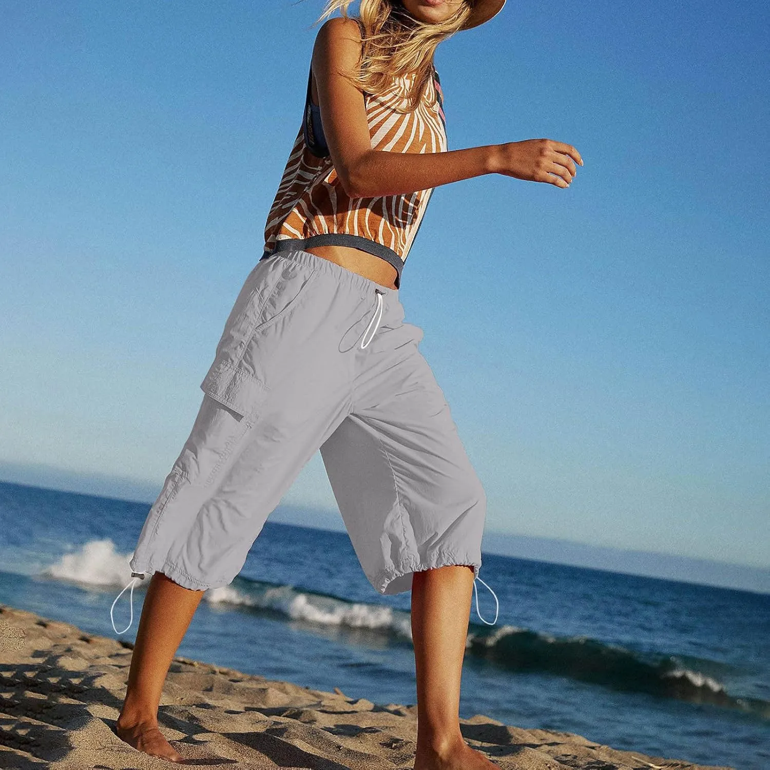 Womens Cargo Shorts with Pockets Summer 2024 Drawstring Elastic Waist Bermuda Shorts Knee Length Wide Leg Shorts